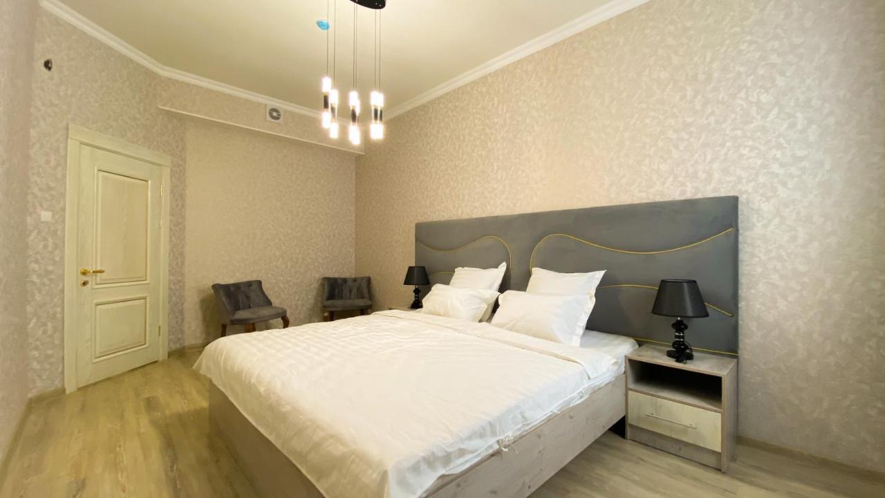 Golden Ray Hotel Turkistan Екстер'єр фото