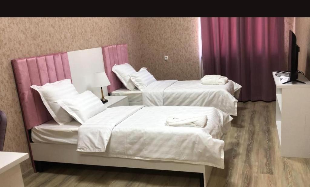 Golden Ray Hotel Turkistan Екстер'єр фото